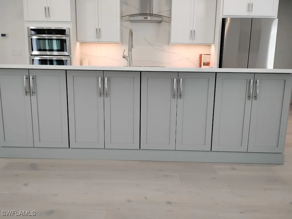 1909 Fairfax Circle Naples FL 34109