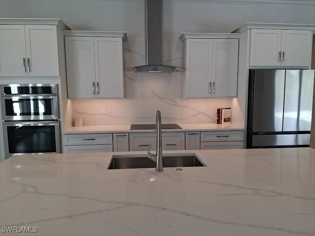 1909 Fairfax Circle Naples FL 34109