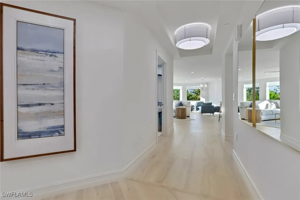 2728 Tiburon Boulevard E Naples FL 34109