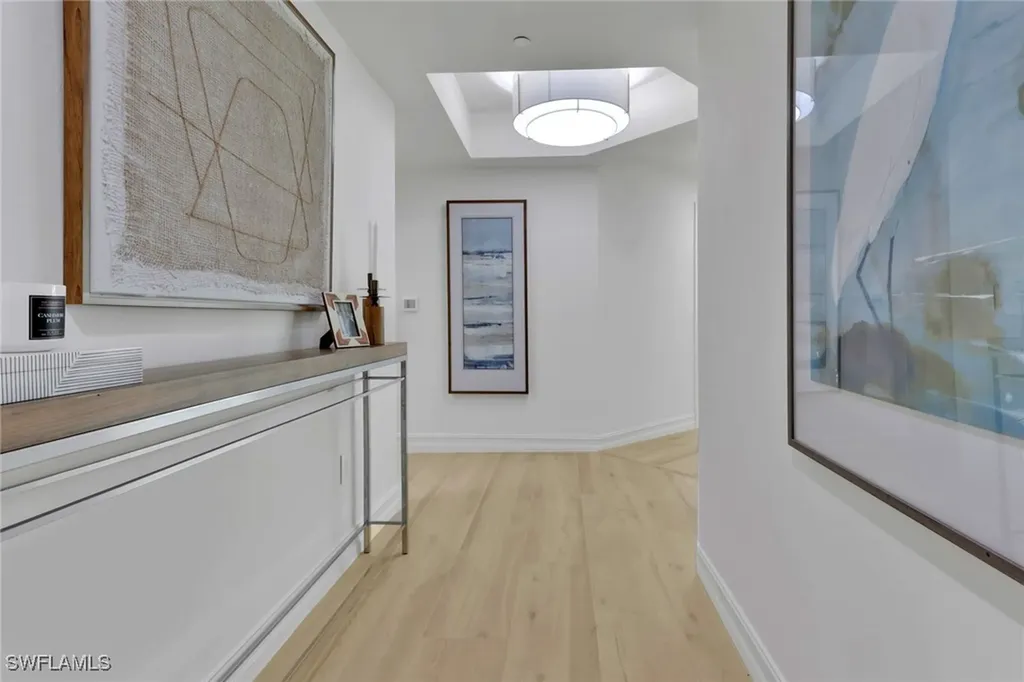 2728 Tiburon Boulevard E Naples FL 34109