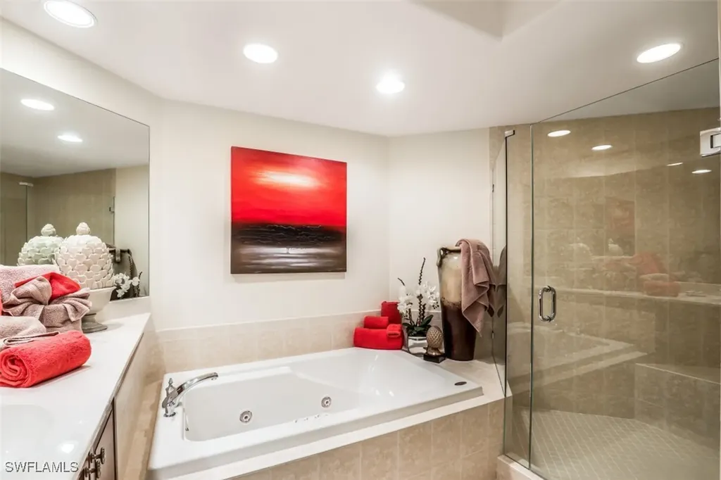2728 Tiburon Boulevard E Naples FL 34109