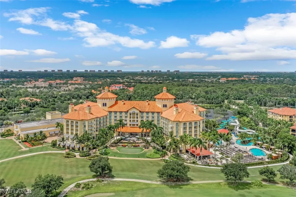 2728 Tiburon Boulevard E Naples FL 34109