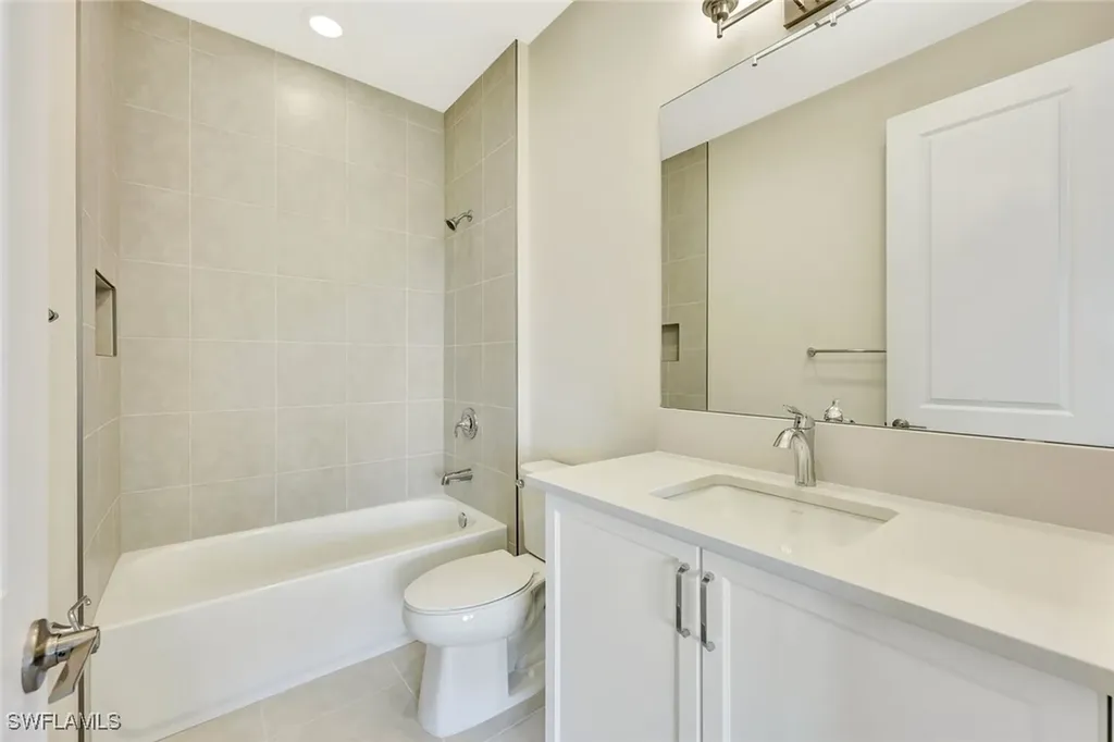 12614 Alderson Avenue Estero FL 33928