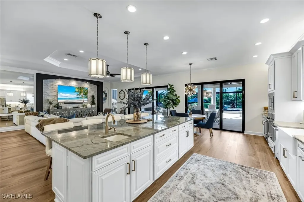 9223 Rialto Lane Naples FL 34119