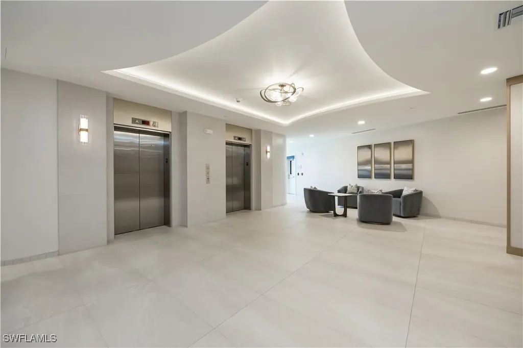 4005 Gulf Shore Boulevard N Naples FL 34103