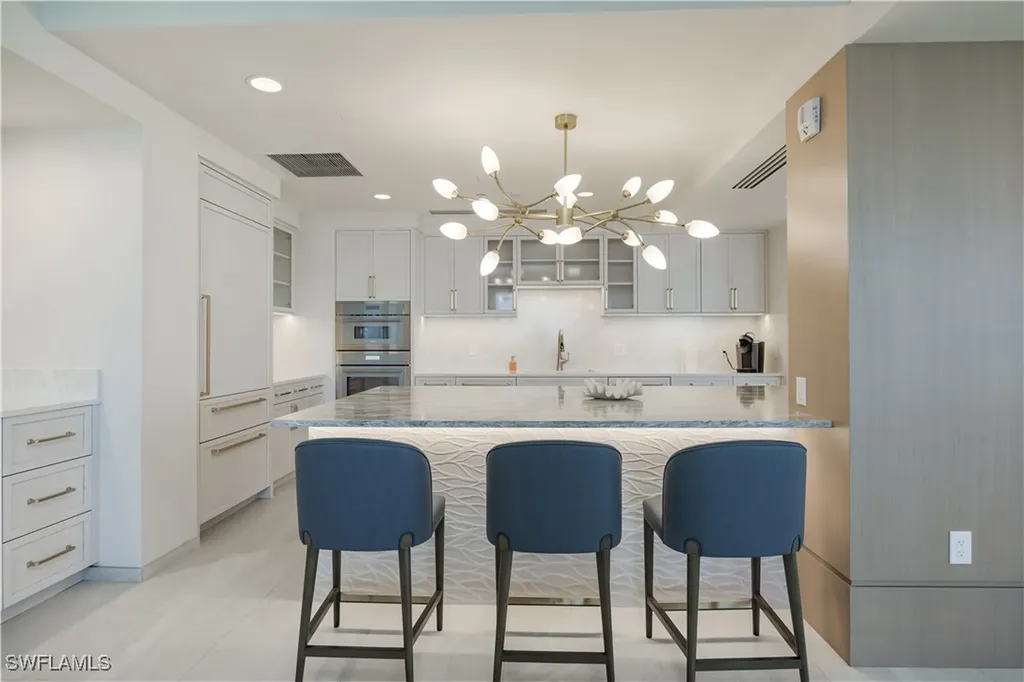 4005 Gulf Shore Boulevard N Naples FL 34103