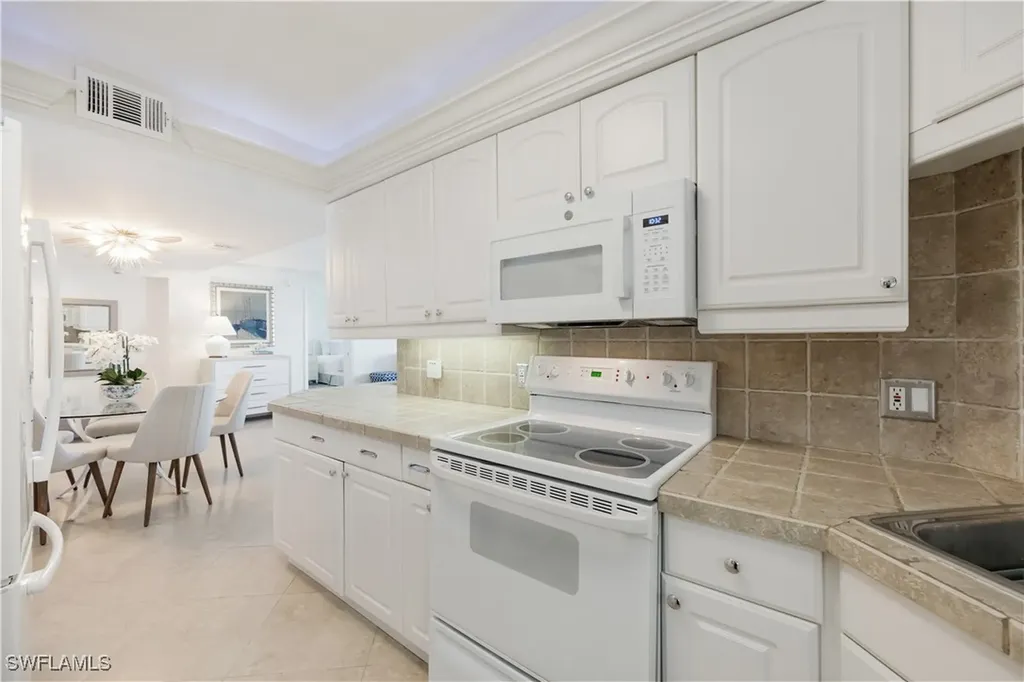 4005 Gulf Shore Boulevard N Naples FL 34103