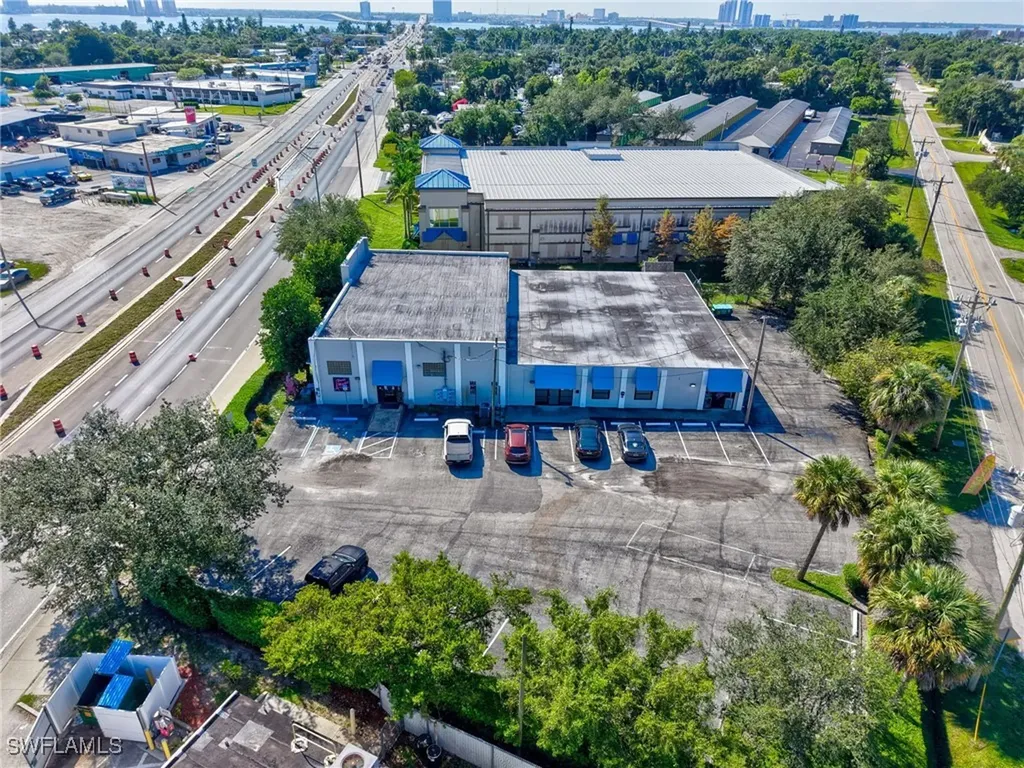 1357 N Tamiami Trail North Fort Myers FL 33903