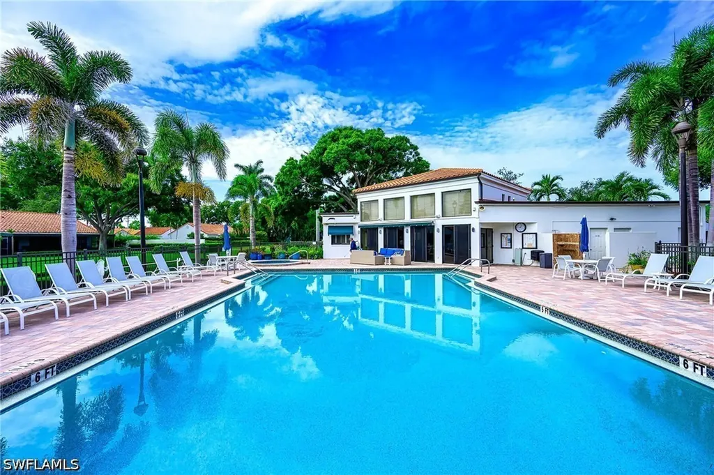 613 Beachwalk Circle Naples FL 34108