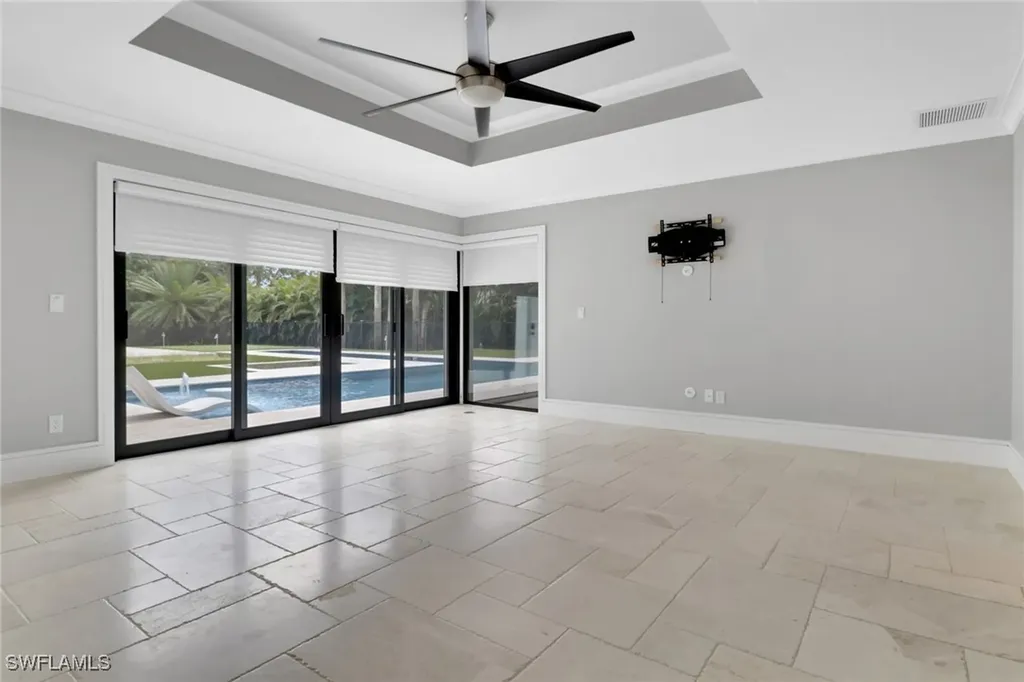 1806 Princess Court Naples FL 34110