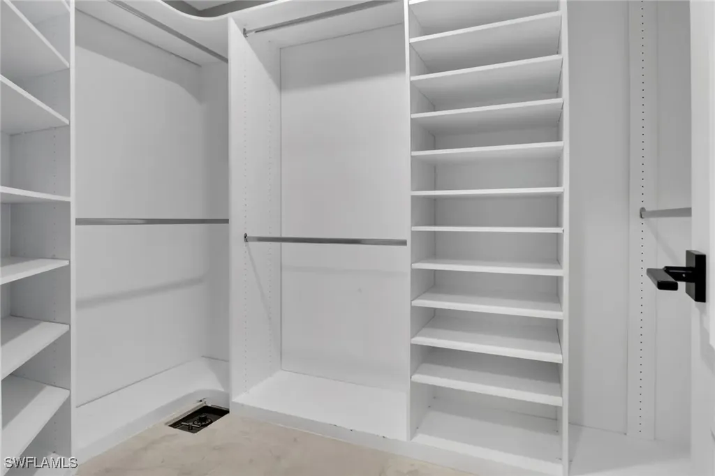 1806 Princess Court Naples FL 34110