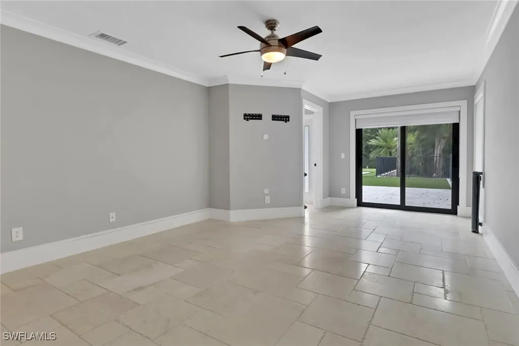 1806 Princess Court Naples FL 34110