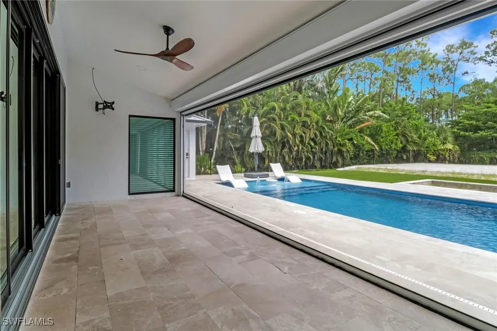 1806 Princess Court Naples FL 34110