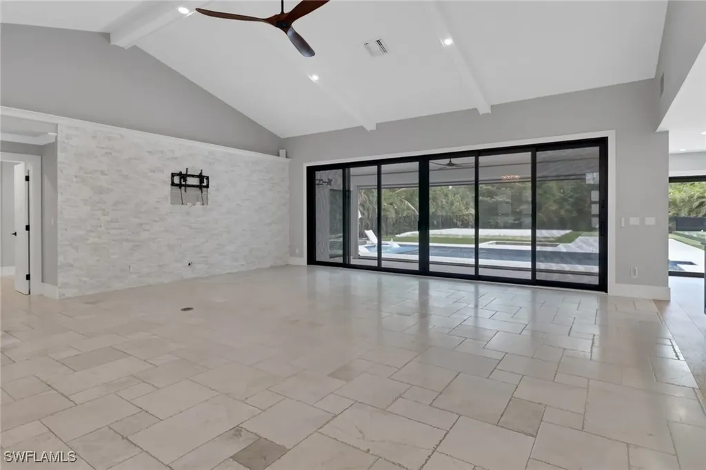 1806 Princess Court Naples FL 34110