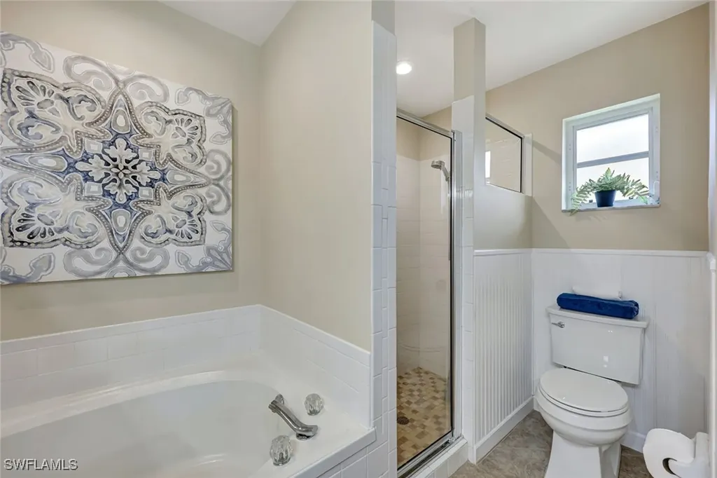 11043 Longshore Way W Naples FL 34119