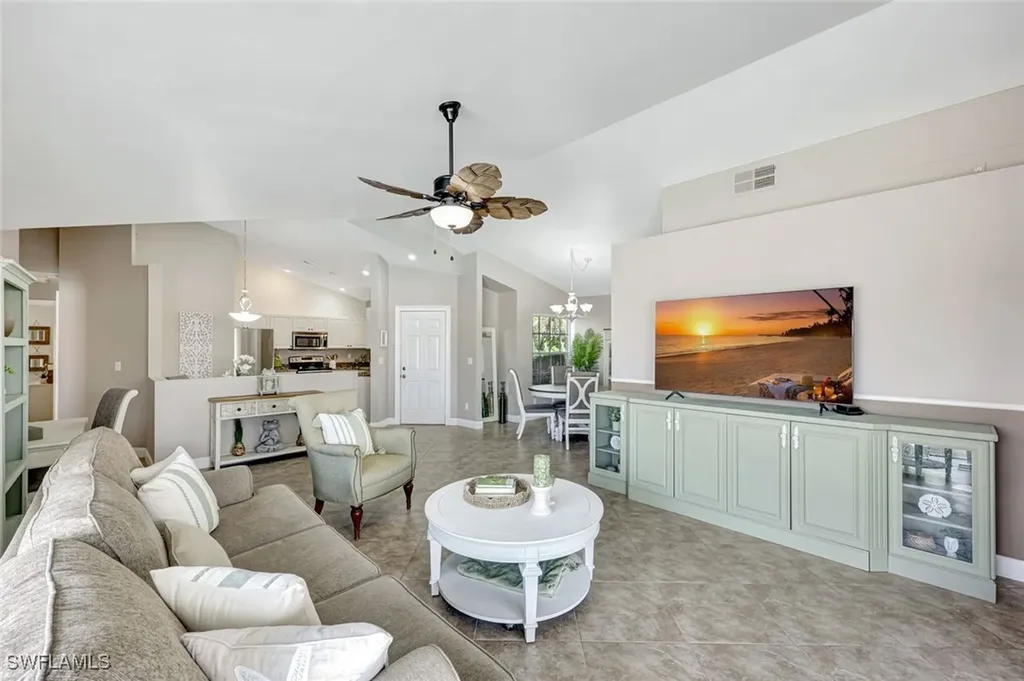11043 Longshore Way W Naples FL 34119