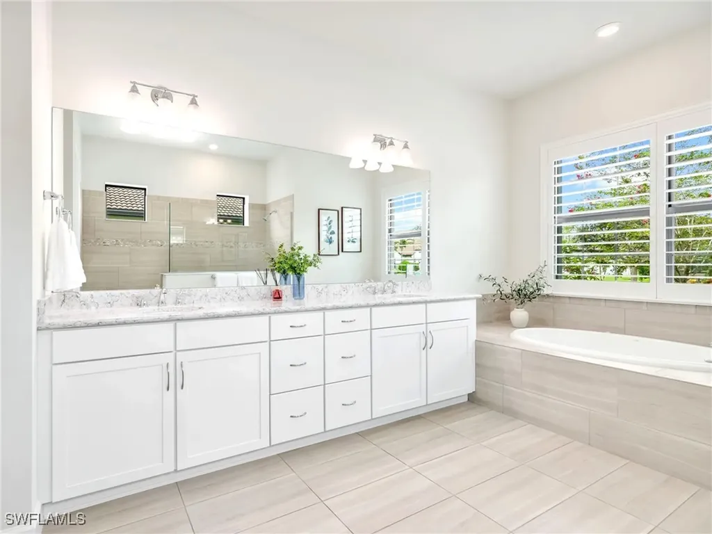 14394 Pine Hollow Drive Estero FL 33928
