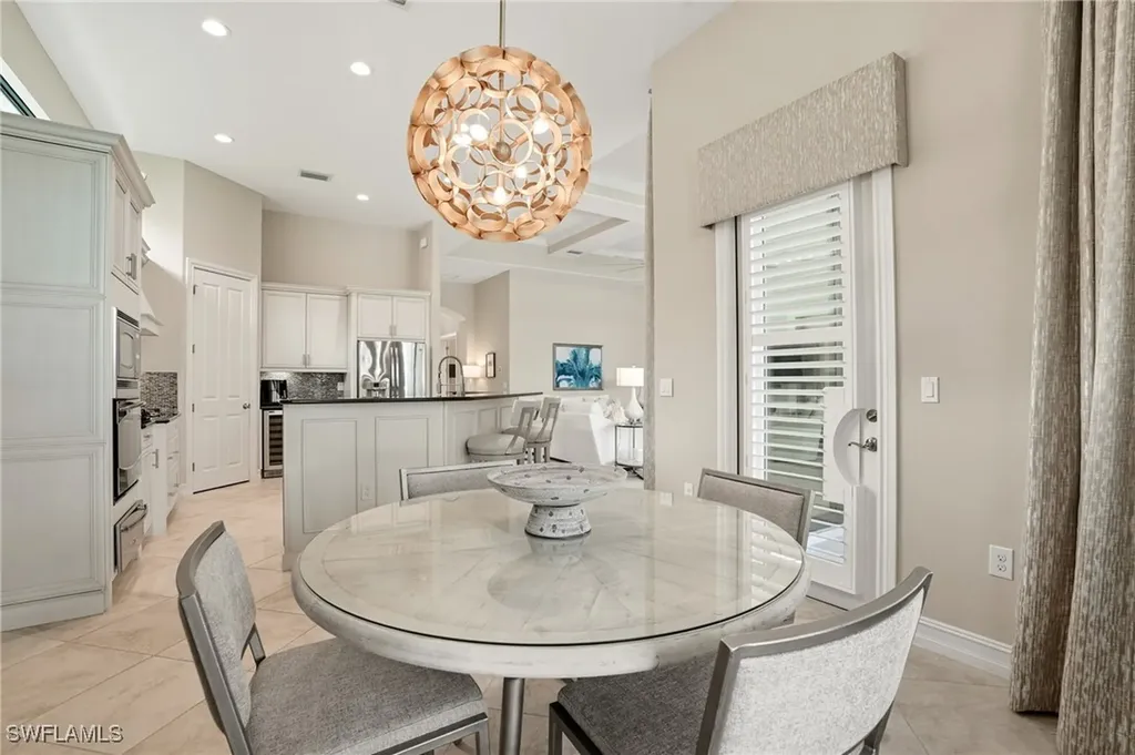 6376 Costa Circle Naples FL 34113