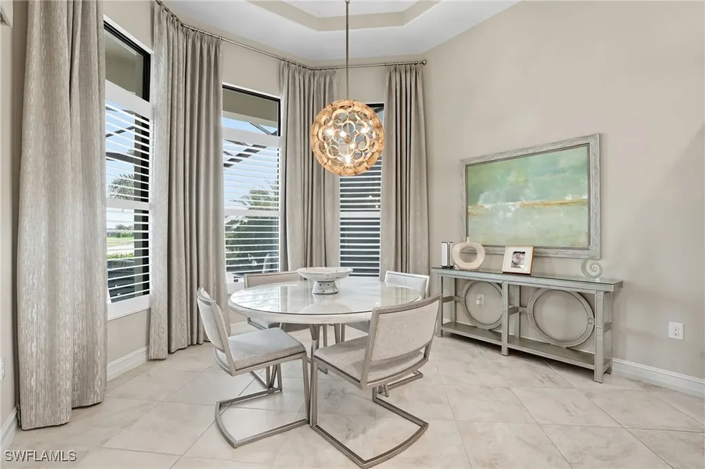6376 Costa Circle Naples FL 34113