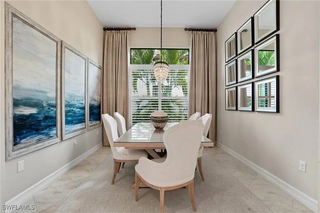6376 Costa Circle Naples FL 34113