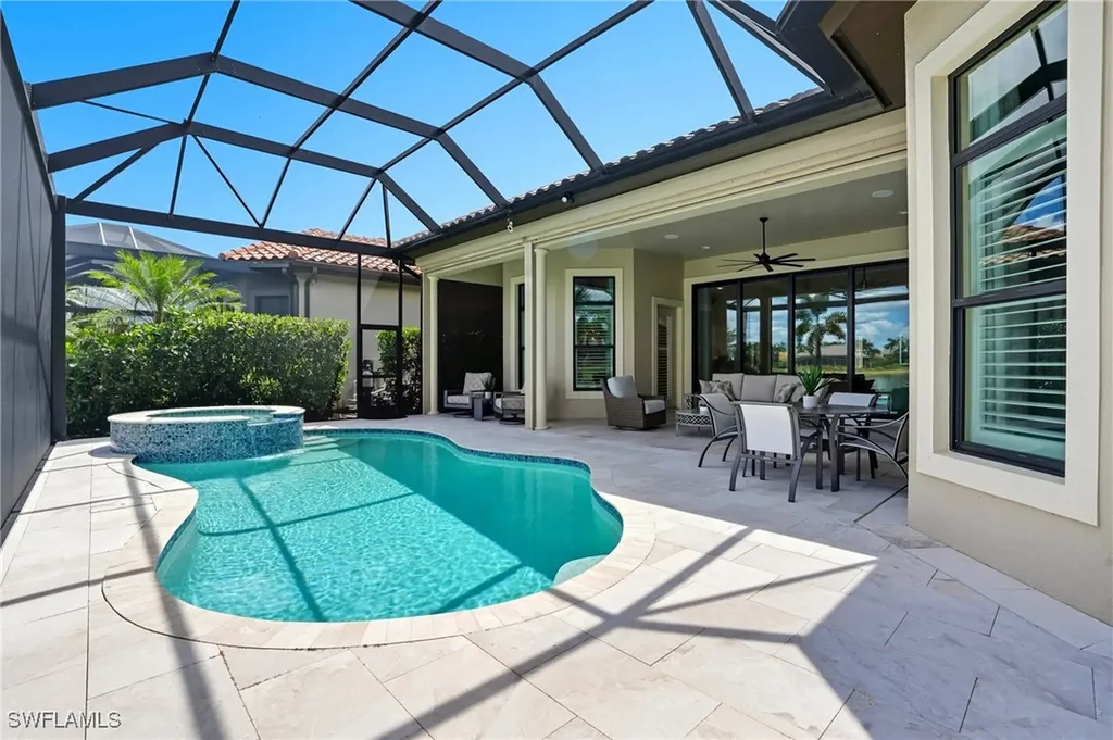 6376 Costa Circle Naples FL 34113