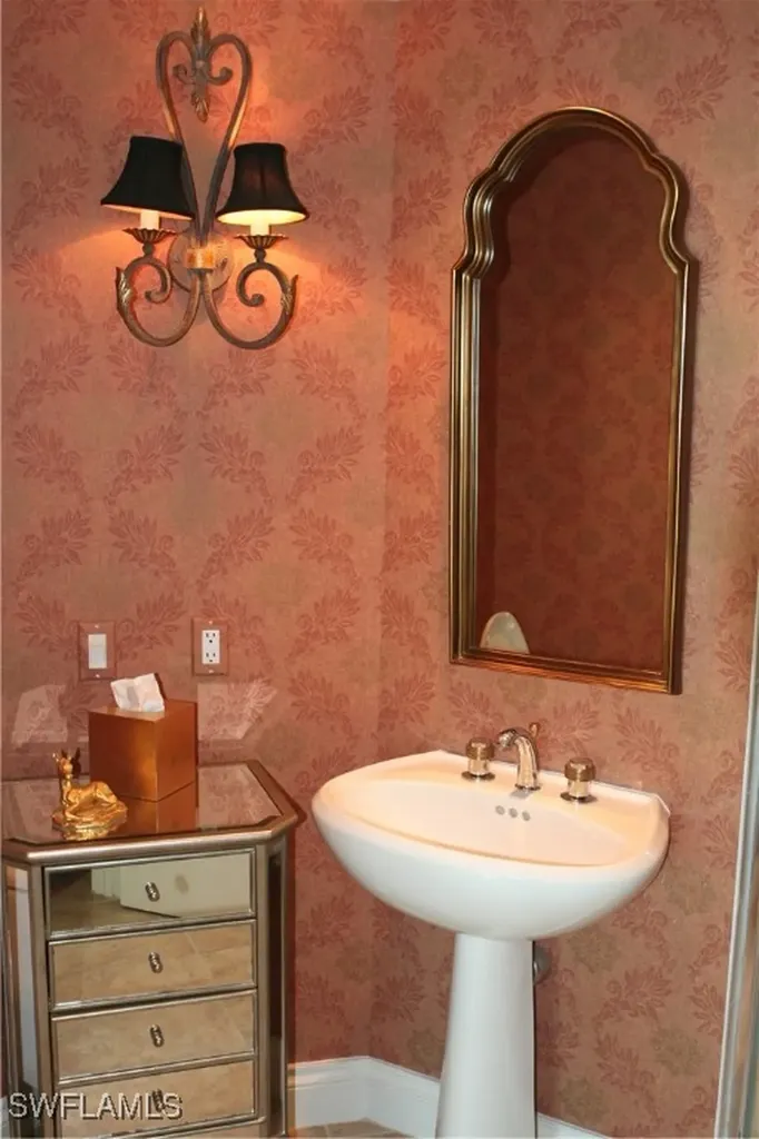 3971 Gulf Shore Boulevard N Naples FL 34103