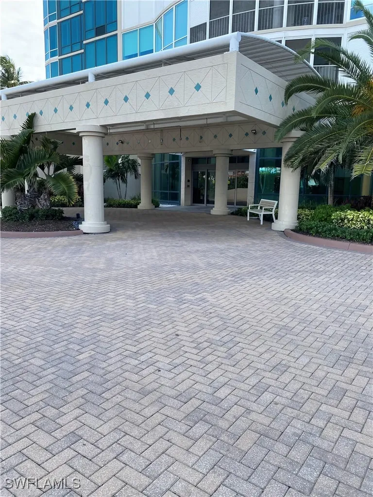 3971 Gulf Shore Boulevard N Naples FL 34103