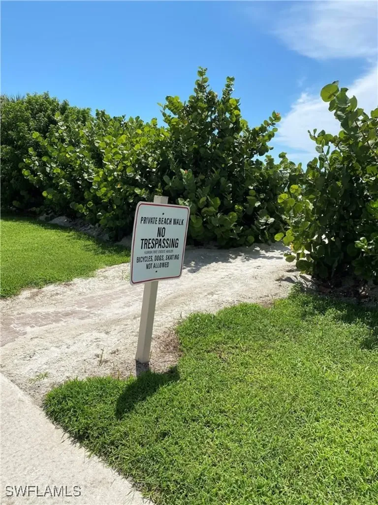 3971 Gulf Shore Boulevard N Naples FL 34103