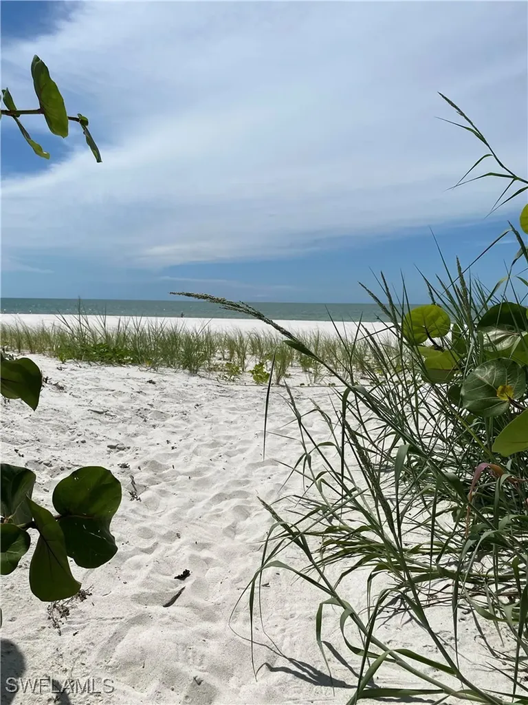 3971 Gulf Shore Boulevard N Naples FL 34103
