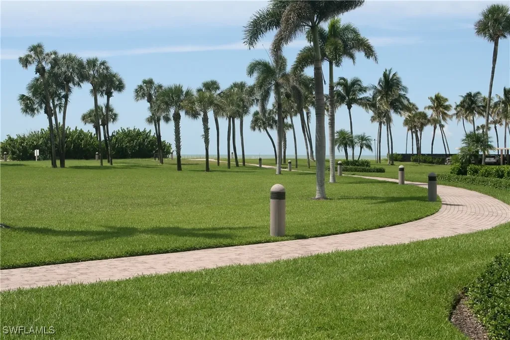 3971 Gulf Shore Boulevard N Naples FL 34103