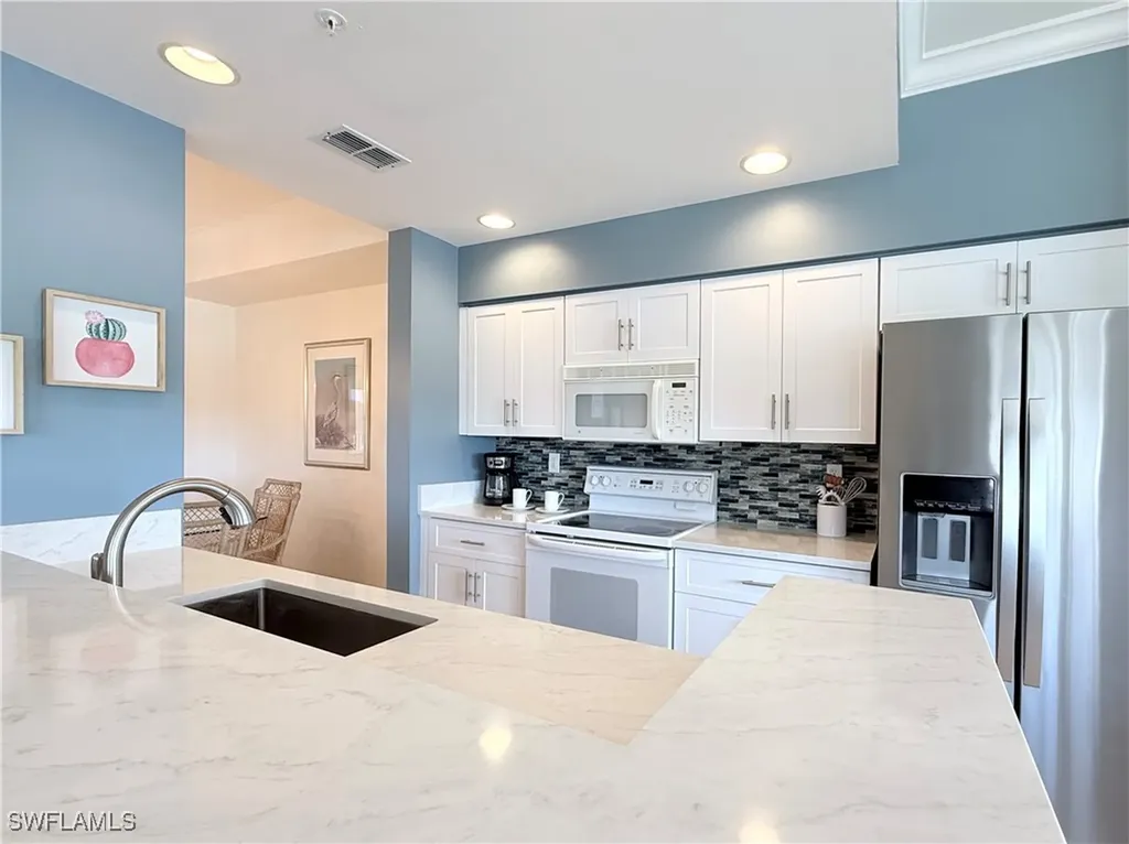 Naples FL, 7515 Stoneybrook Drive, Unit 846