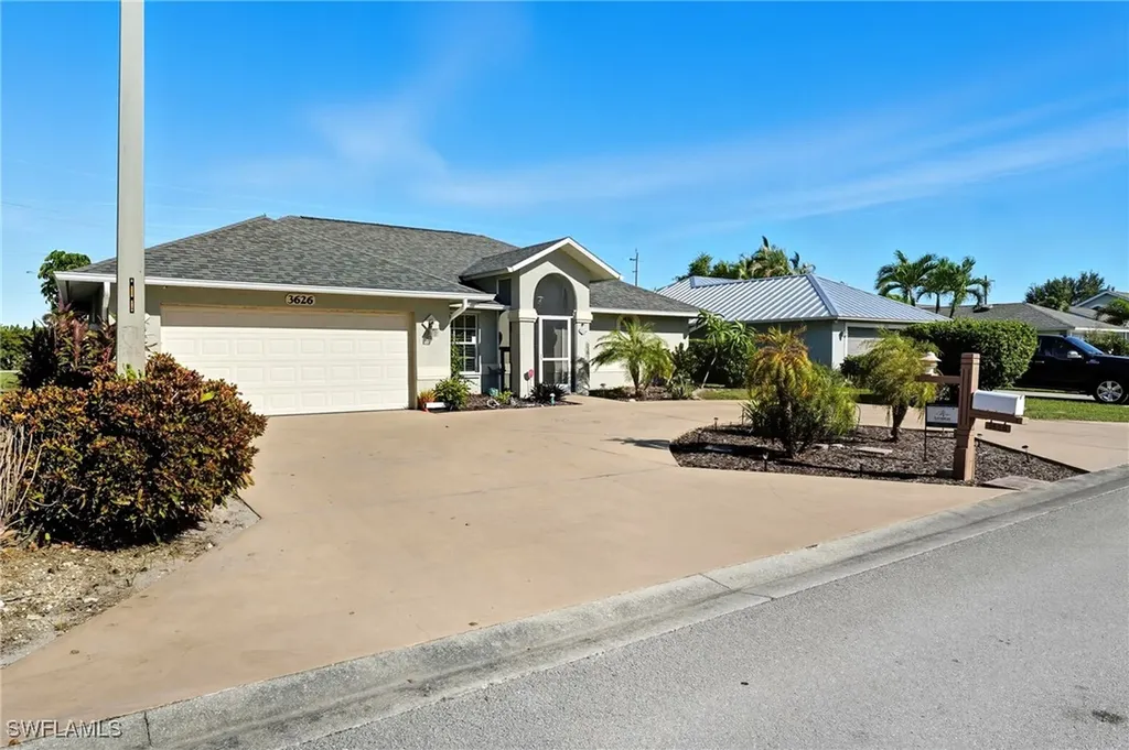3626 Kent Drive Naples FL 34112