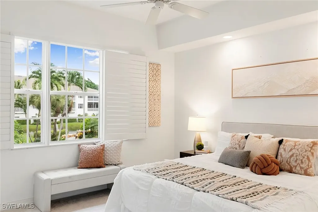 837 Sailaway Lane Naples FL 34108