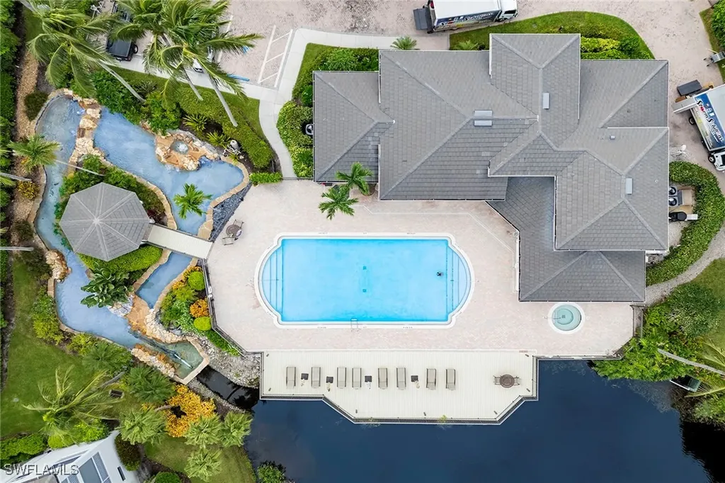 837 Sailaway Lane Naples FL 34108