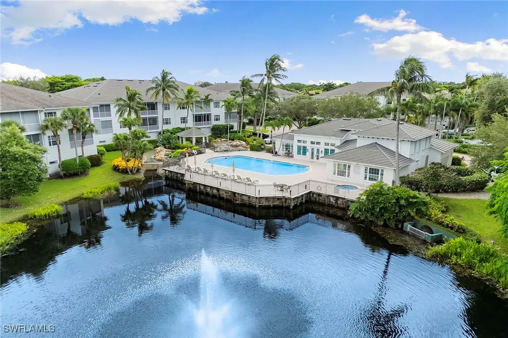 837 Sailaway Lane Naples FL 34108