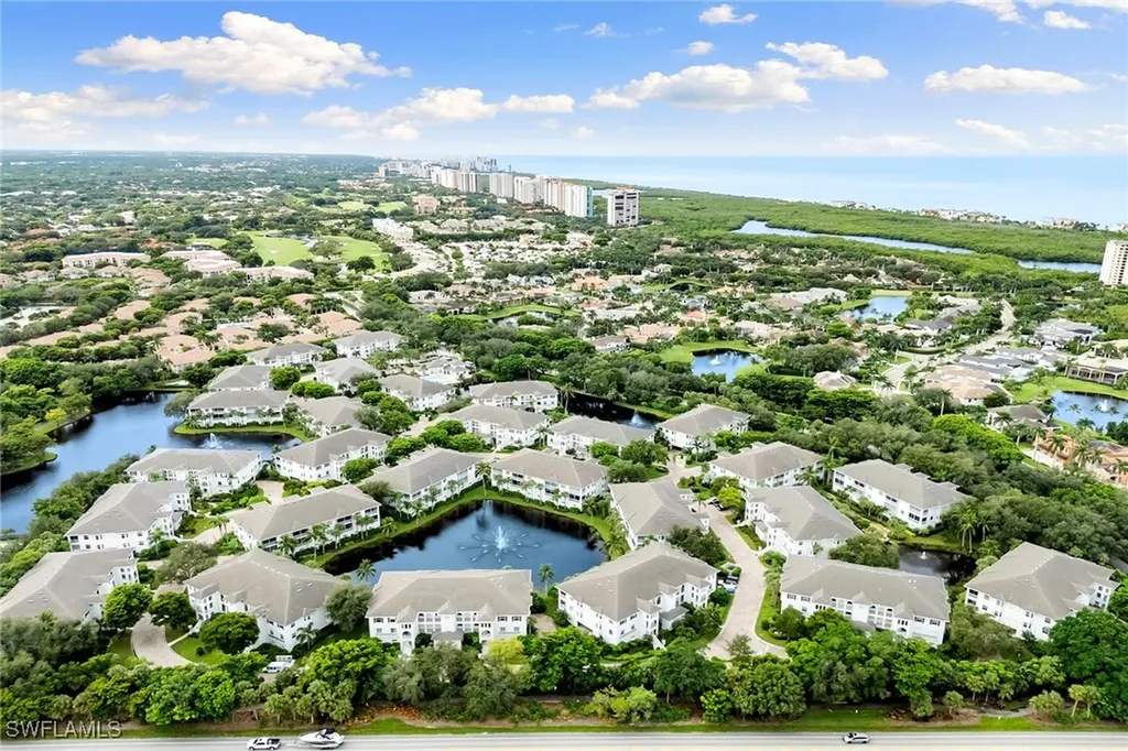 837 Sailaway Lane Naples FL 34108