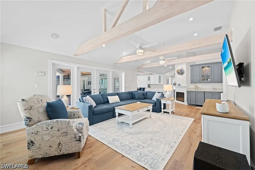 1320 Marlin Drive Naples FL 34102