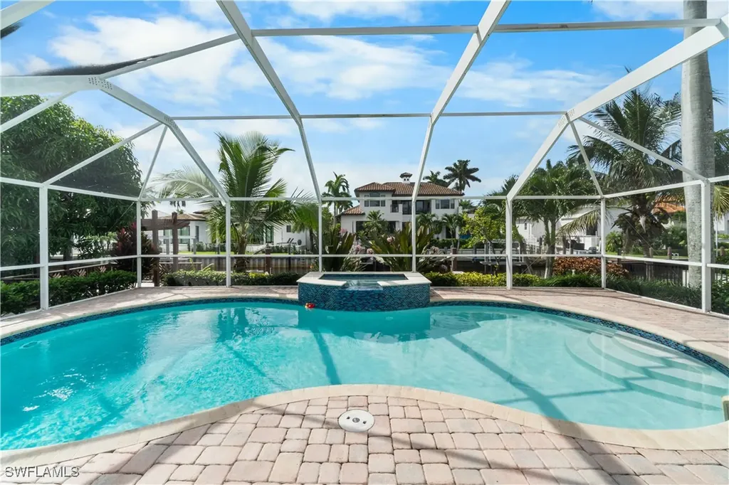 1320 Marlin Drive Naples FL 34102