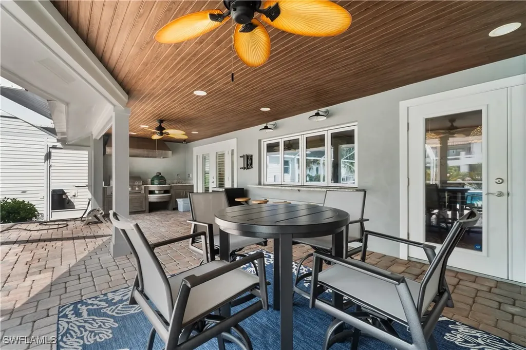 1320 Marlin Drive Naples FL 34102
