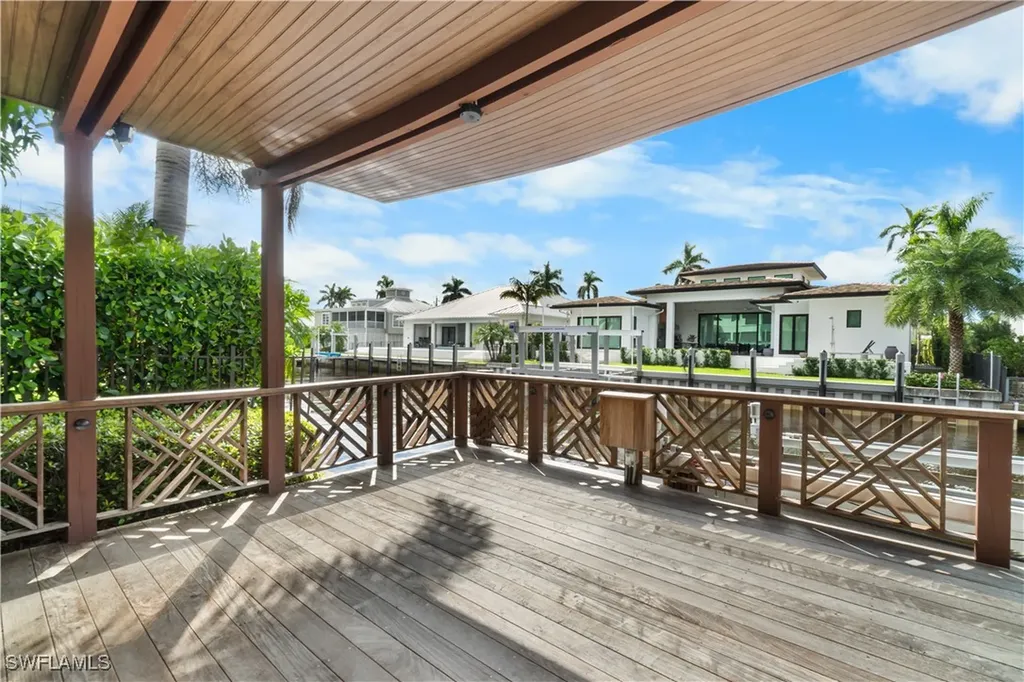 1320 Marlin Drive Naples FL 34102