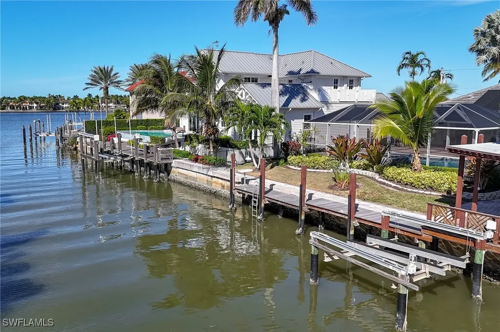 1320 Marlin Drive Naples FL 34102