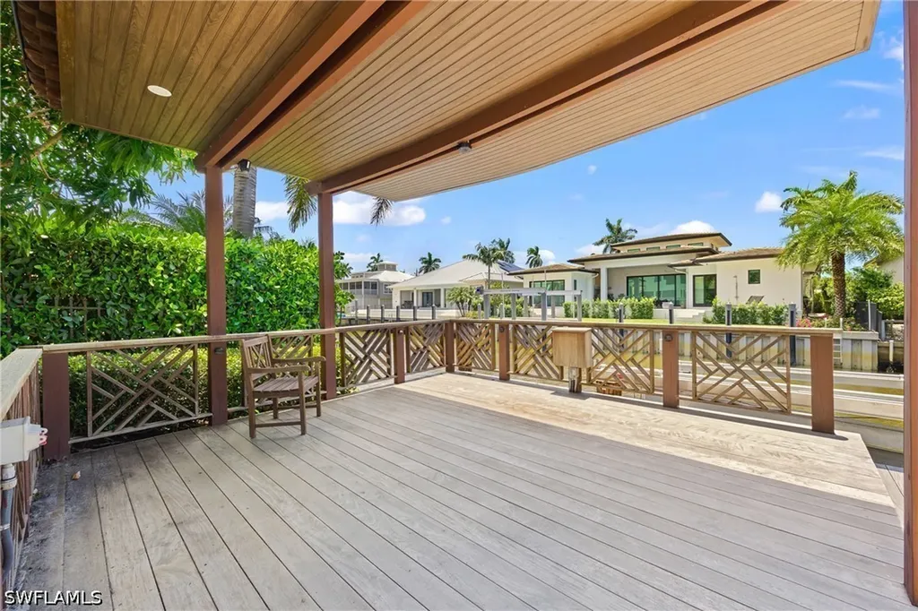 1320 Marlin Drive Naples FL 34102