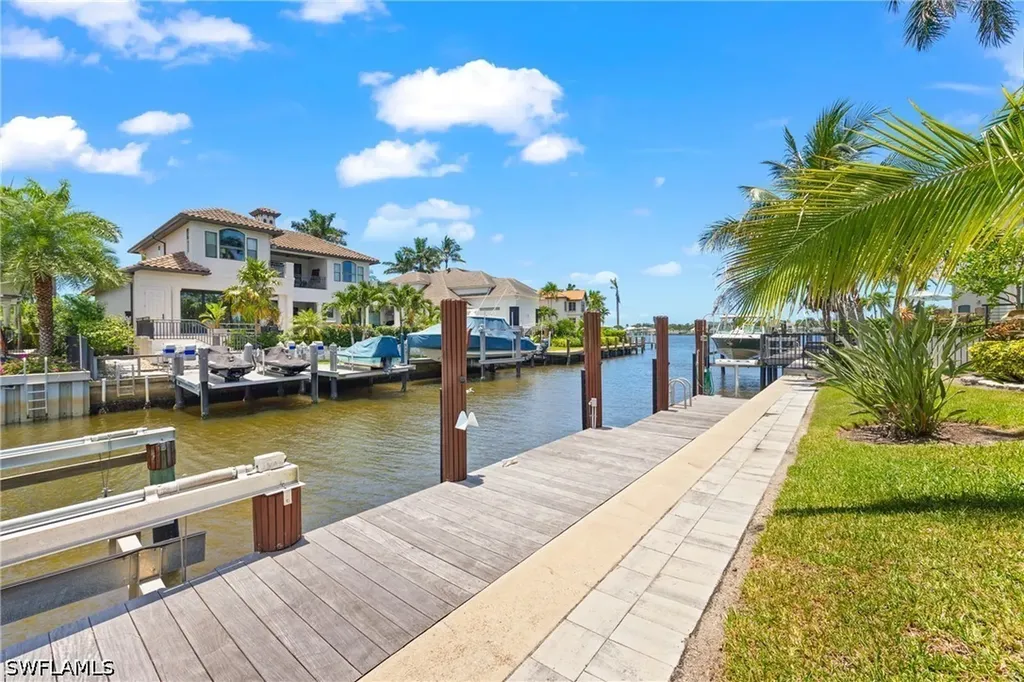 1320 Marlin Drive Naples FL 34102