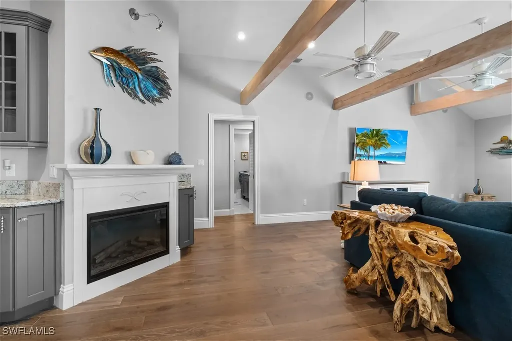 1320 Marlin Drive Naples FL 34102