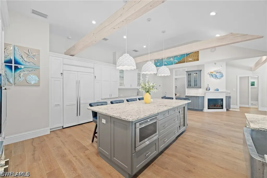 1320 Marlin Drive Naples FL 34102