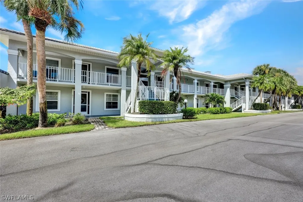 509 Roma Court Naples FL 34110