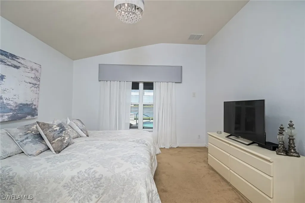 2250 Grove Drive Naples FL 34120