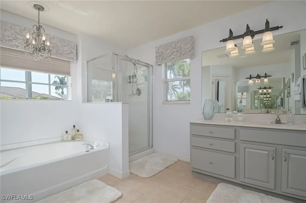 2250 Grove Drive Naples FL 34120