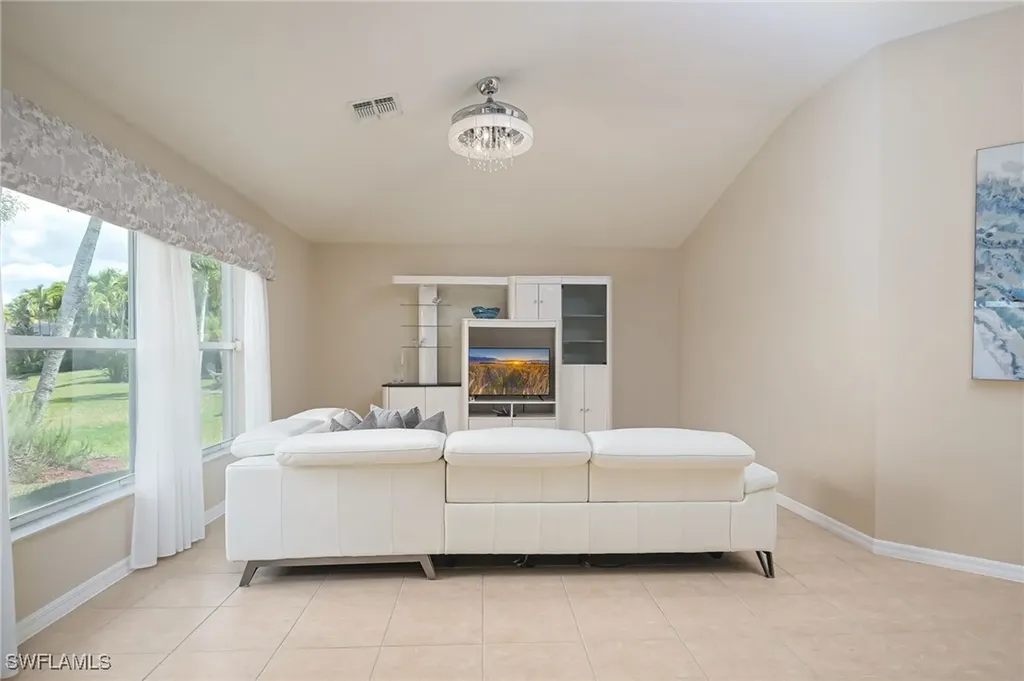 2250 Grove Drive Naples FL 34120