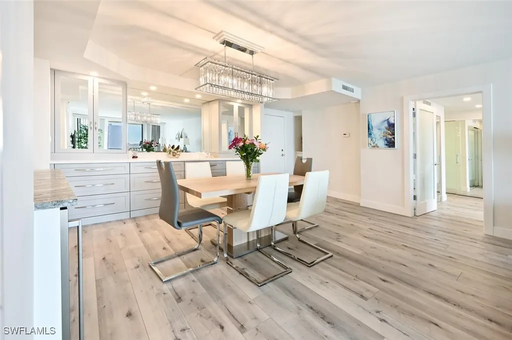 4001 Gulf Shore Boulevard N Naples FL 34103